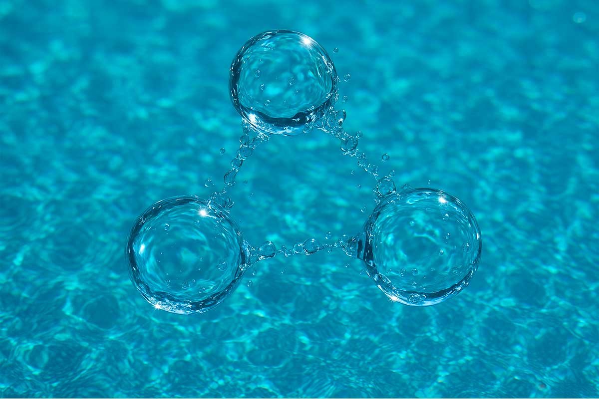 Gotas de agua formando una molécula de ozono